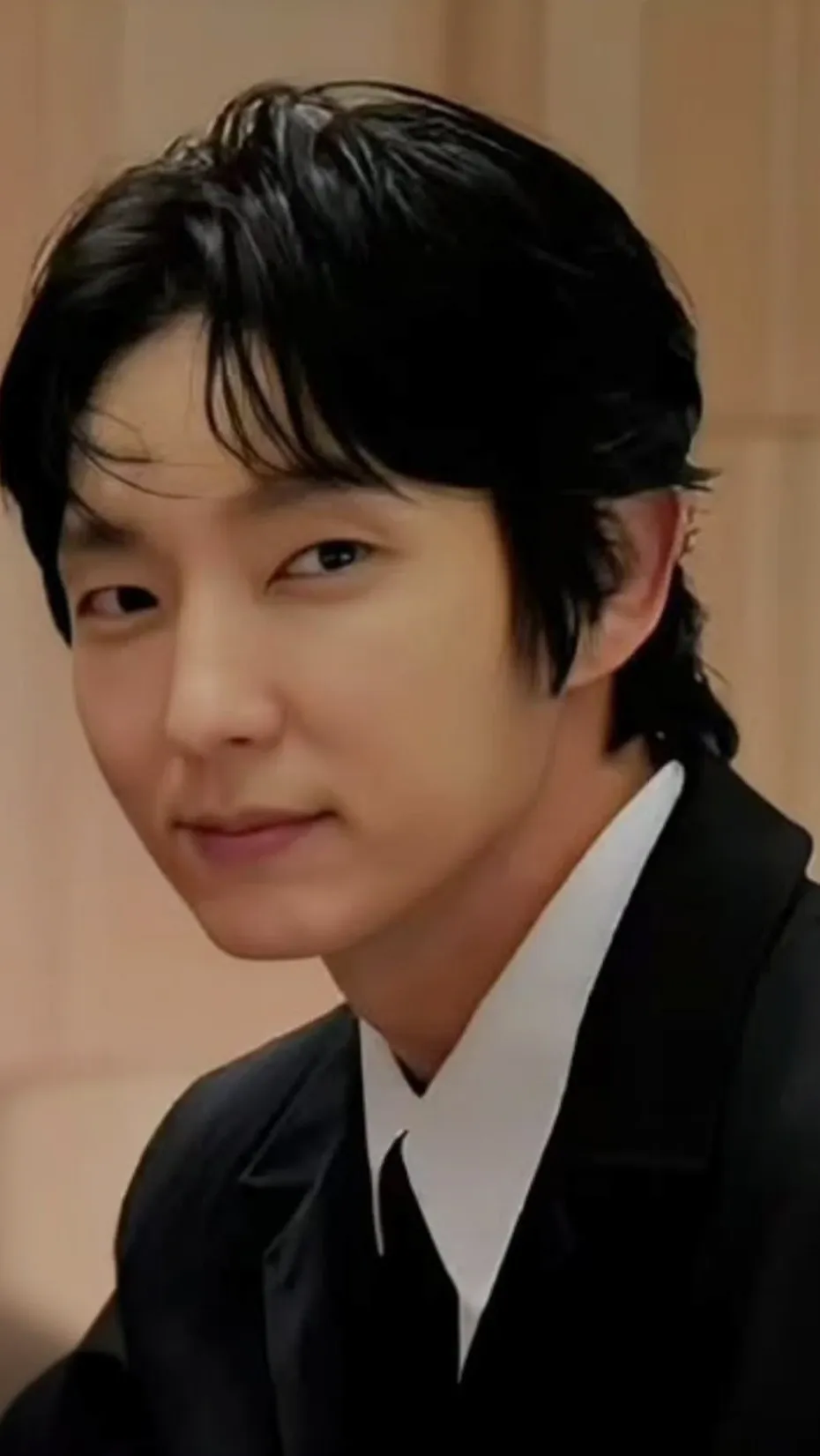 Recent activity shot of Lee Joongi
