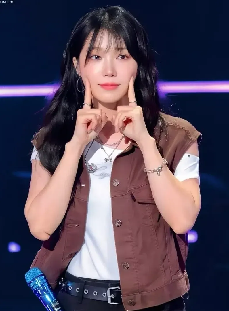 Recent activity shot of Jung Eunji