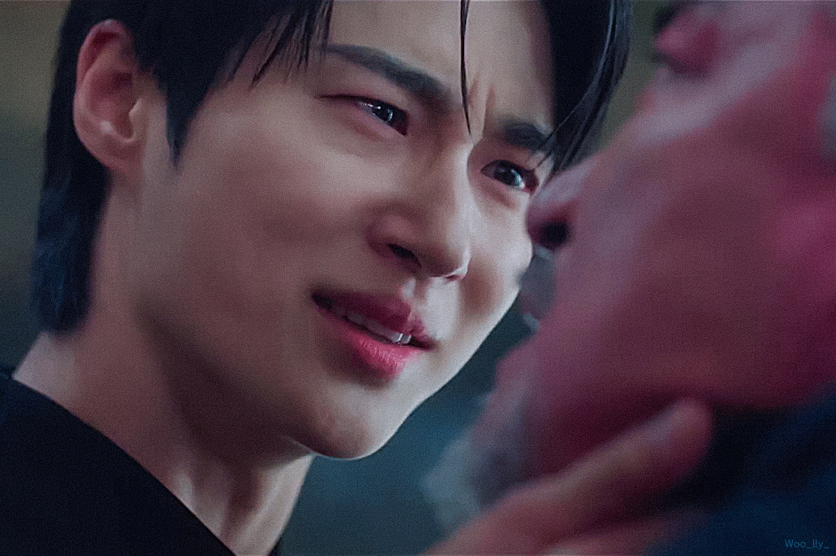 Behind-the-scenes cut of Byeon Wooseok