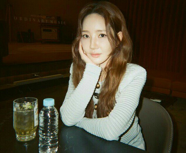 粉絲拍下的朴敏英瞬間