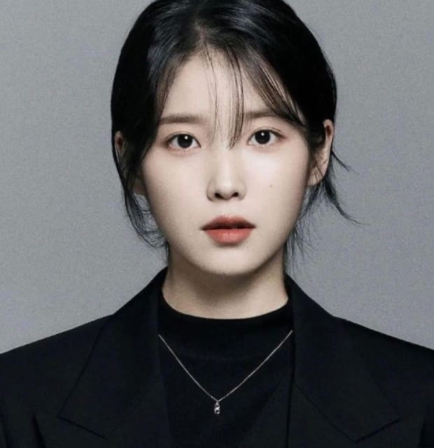 粉絲拍下的IU瞬間