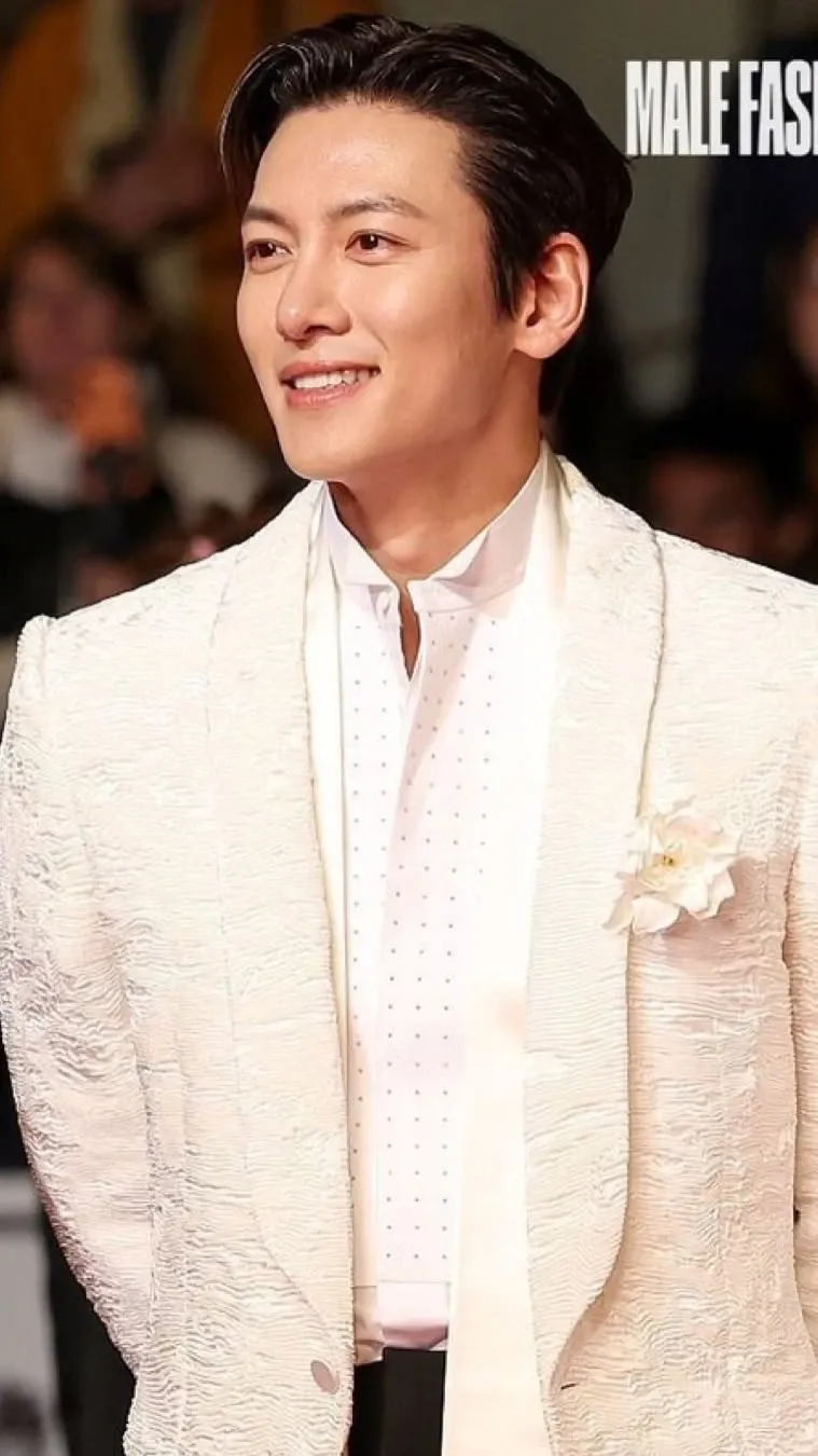 Special wallpaper made by Ji Changwook's fans