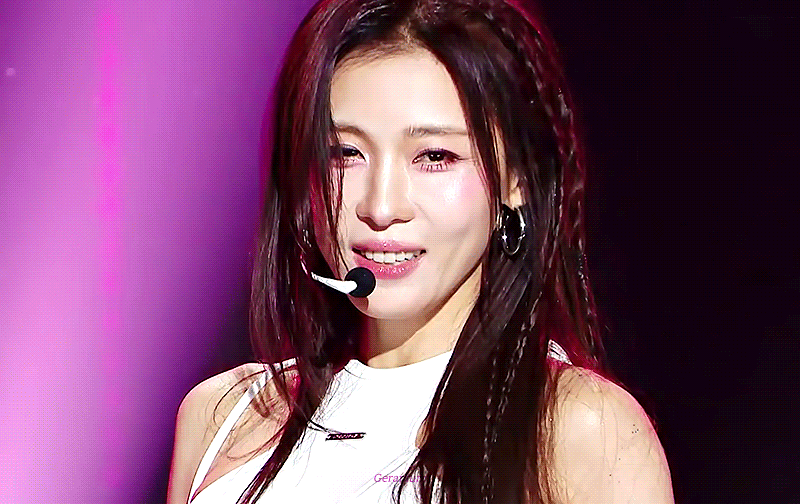 Latest photo of Ha Jiwon