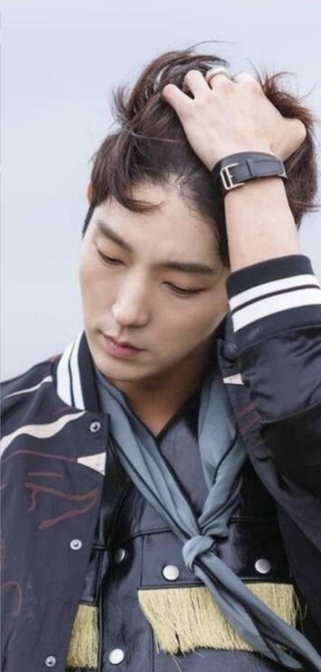 이준기 최근 활동샷
