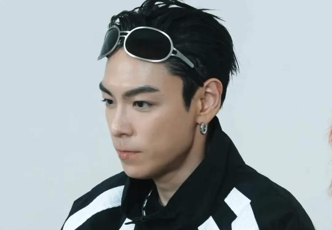 A moment captured by a fan of T.O.P
