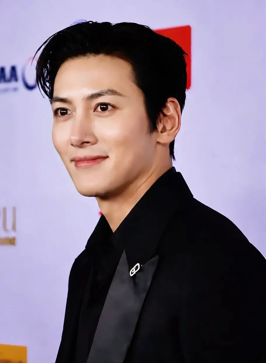 A moment captured by a fan of Ji Changwook