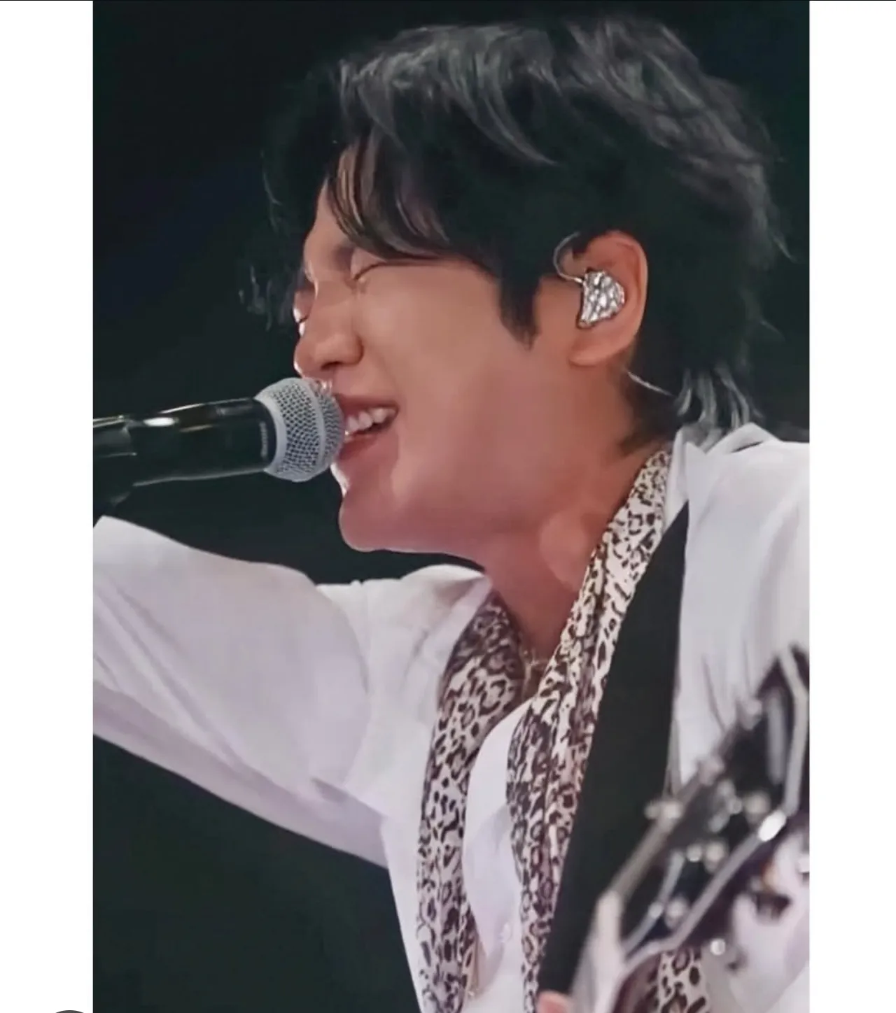A moment captured by a fan of Jang Geunsuk