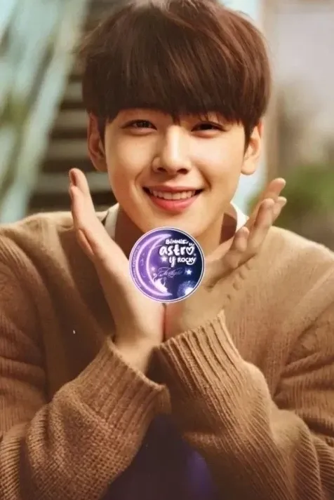 A moment captured by a fan of Cha Eunwoo