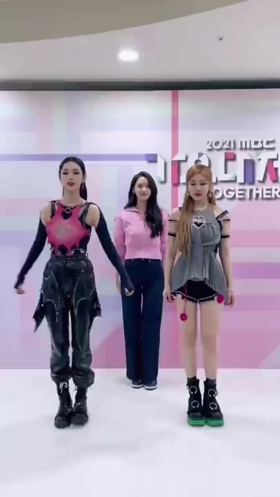 Behind-the-scenes cut of Yoona