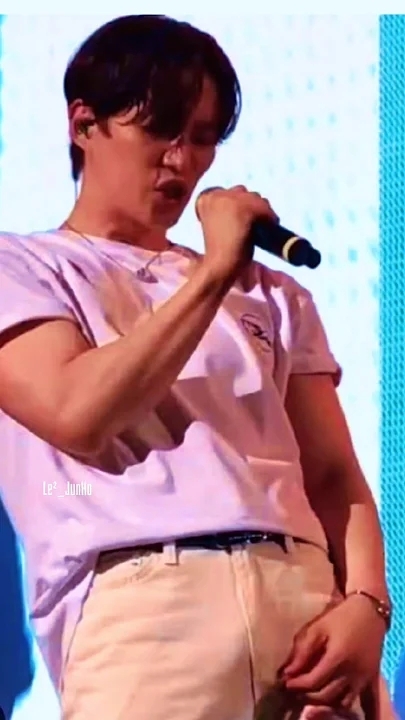 Cuplikan di balik layar dari Lee Junho