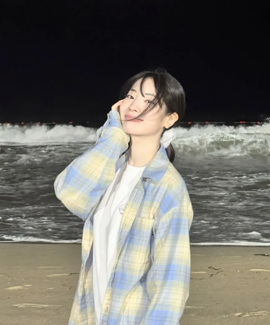 Behind-the-scenes cut of Dahyun
