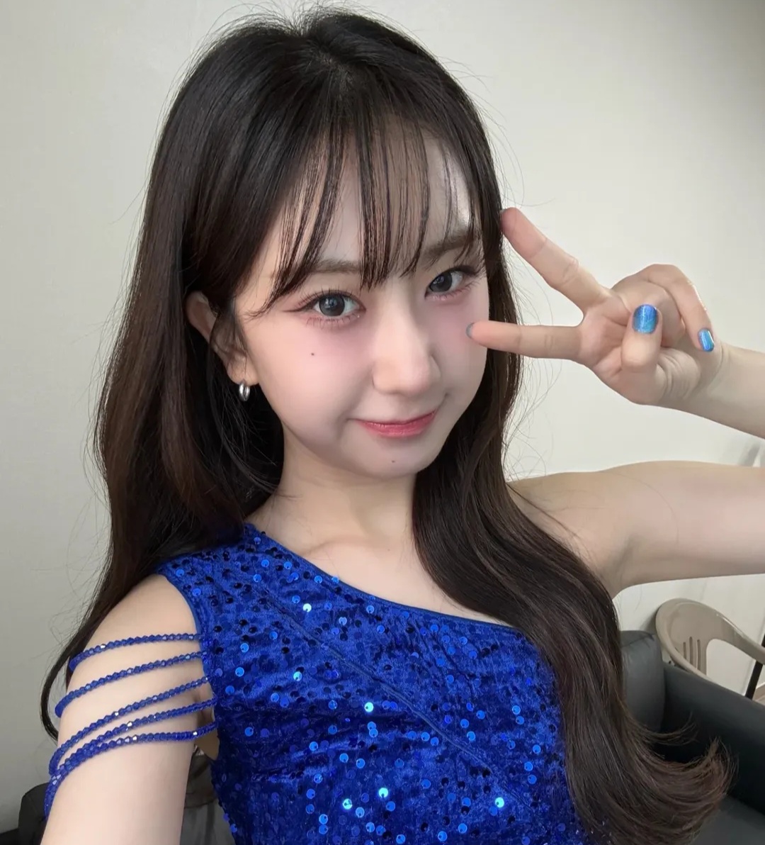 Cuplikan di balik layar dari Jeon Yujin