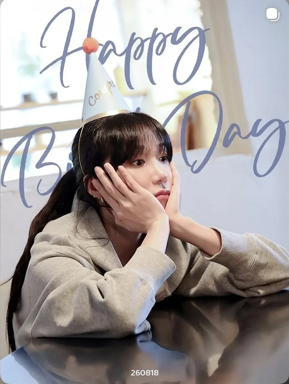 A moment captured by a fan of Jung Eunji