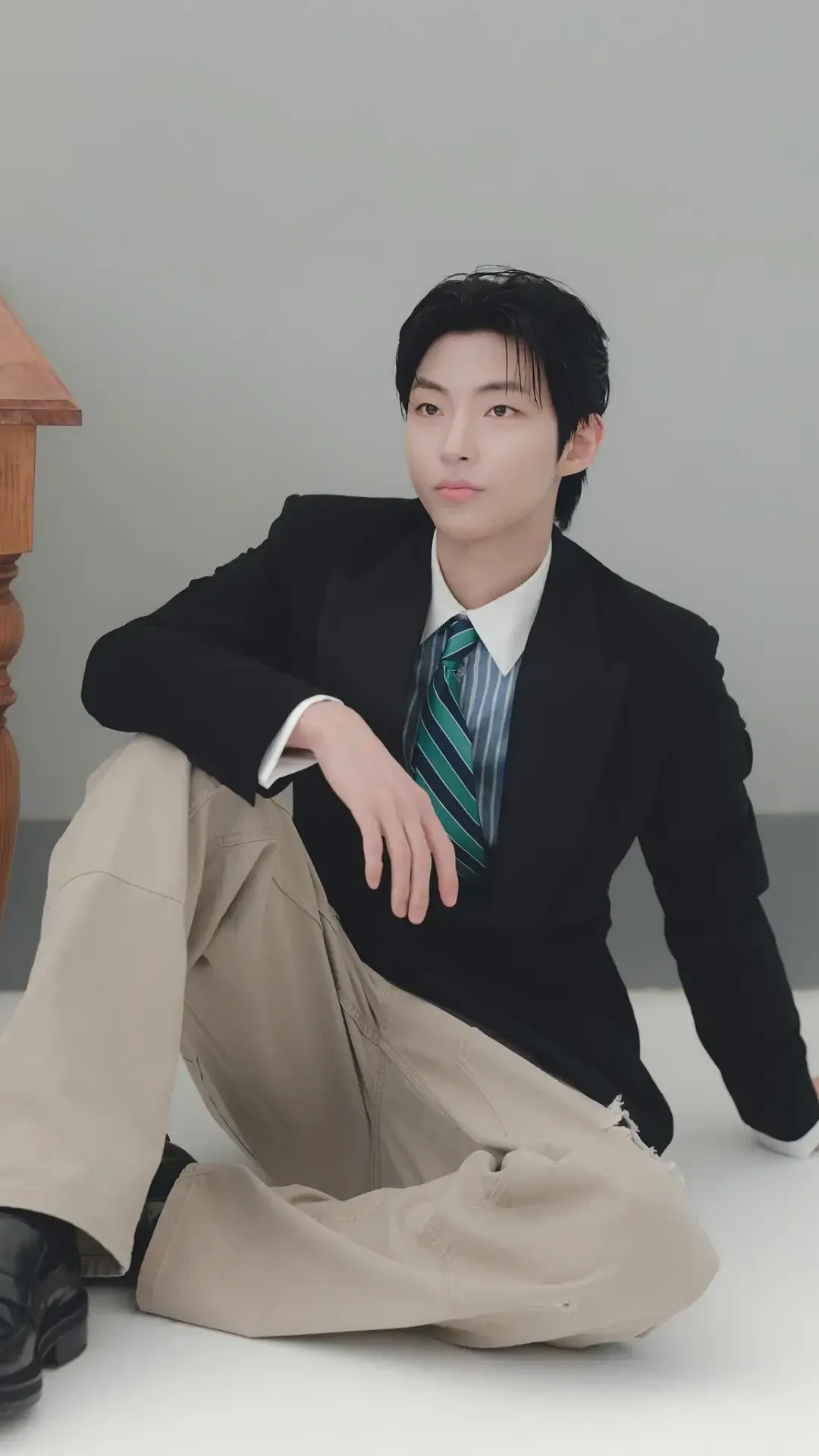 Representative background image loved by Hwang Inyoup fandom