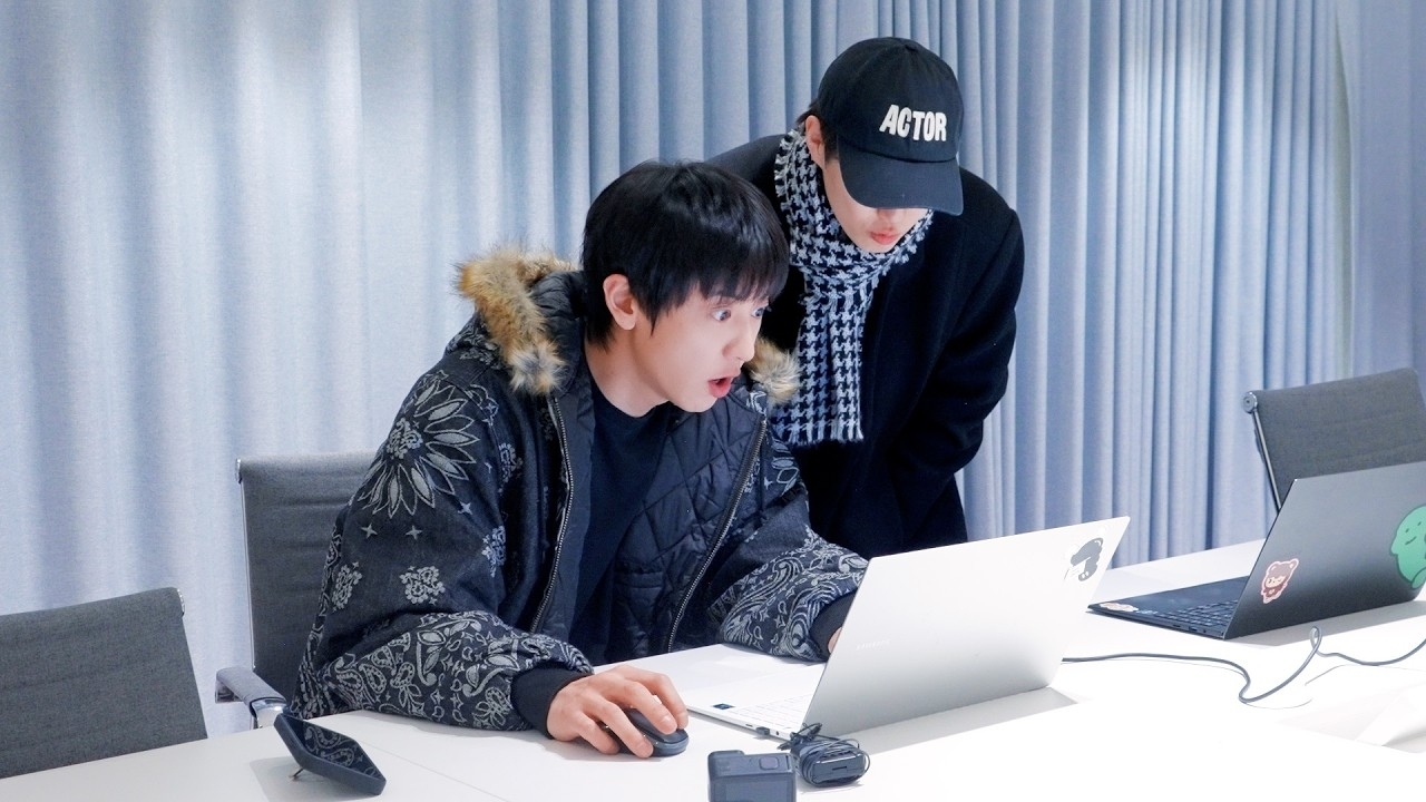 都暻秀 (D.O.)的幕後花絮