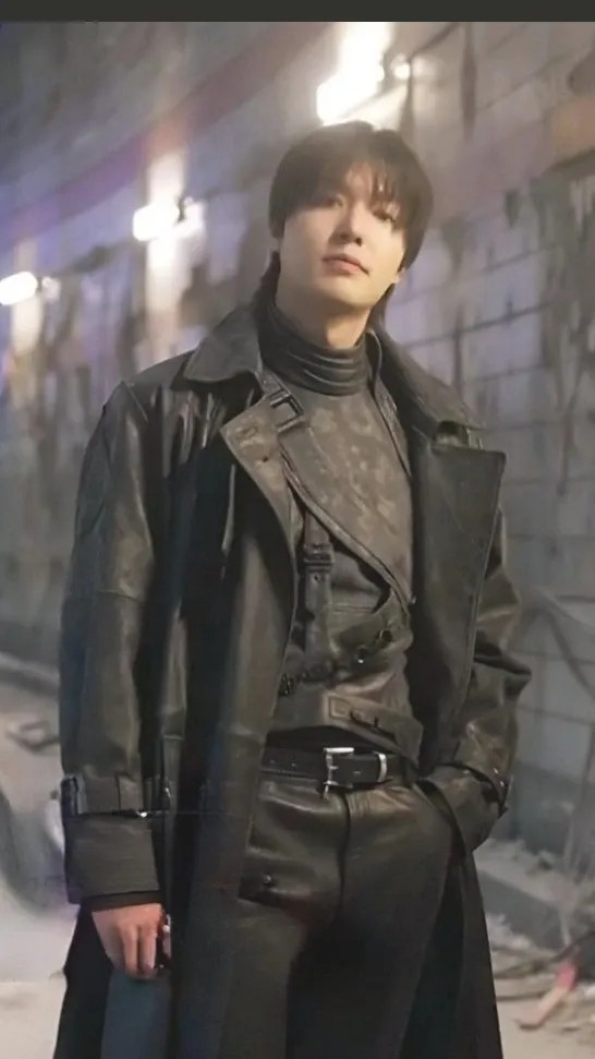 Latest photo of Lee Minho