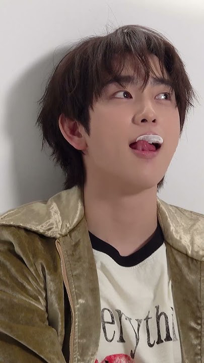 Special wallpaper made by Park Jinyoung's fans