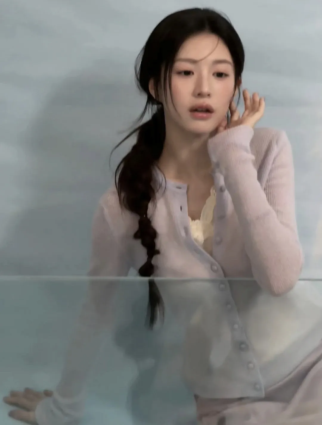 Recent activity shot of Go Younjung