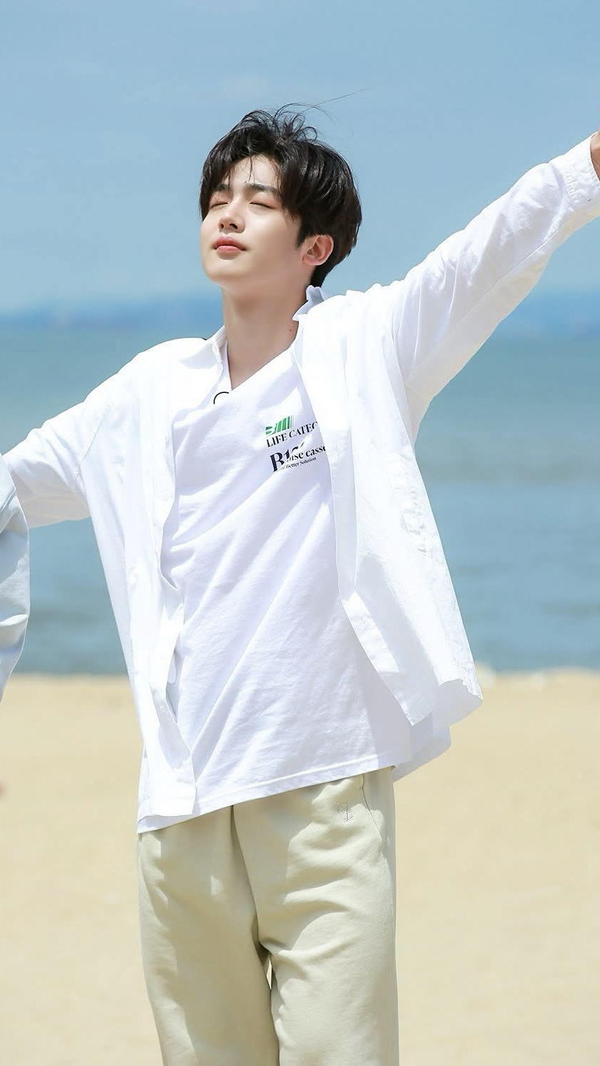 Latest photo of Kim Yohan