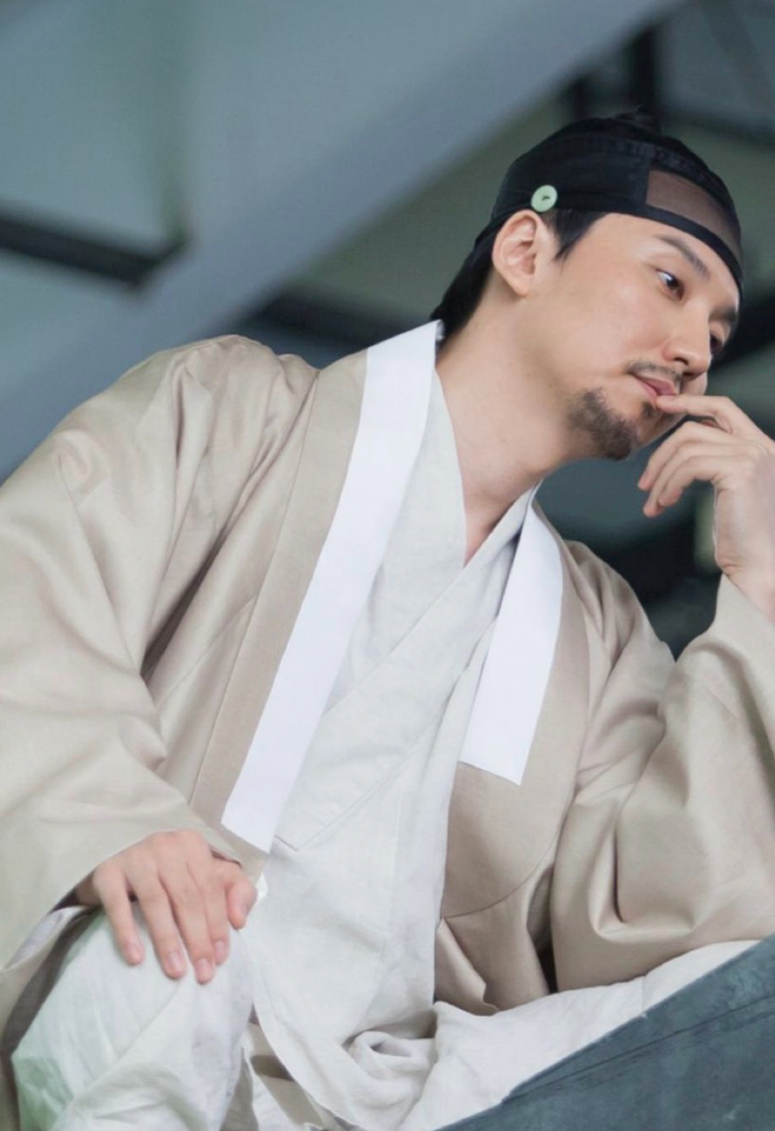 Recent activity shot of Kim Namgil