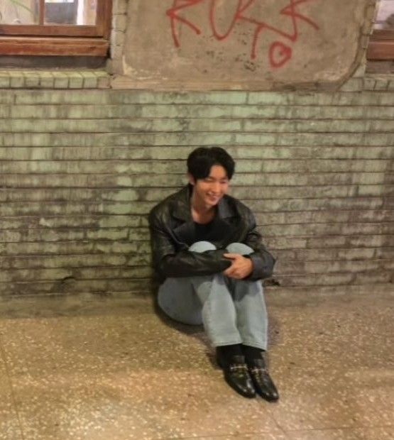 Recent activity shot of Lee Joongi