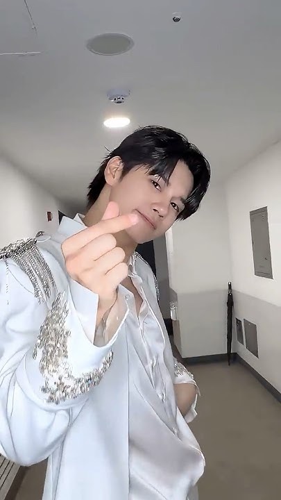 옹성우 최근 활동샷