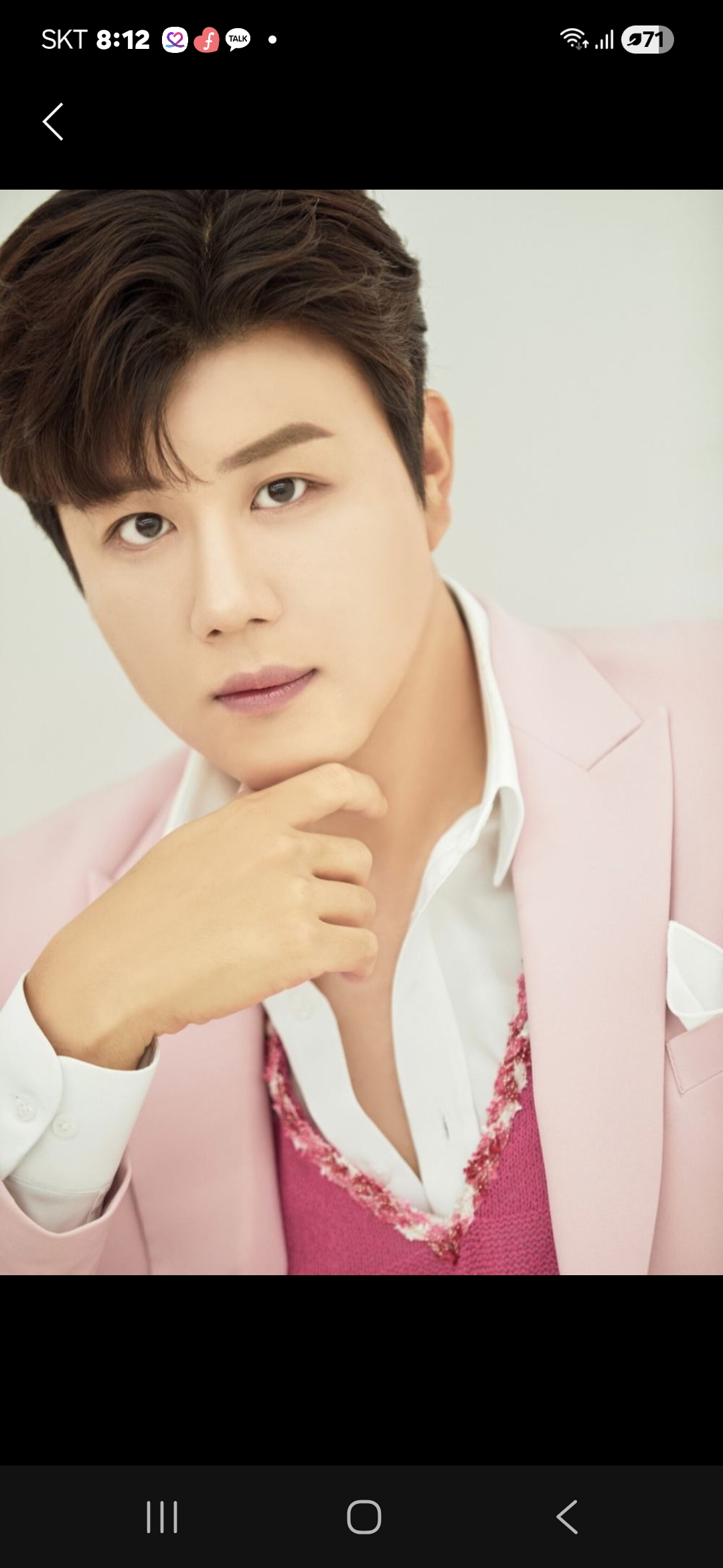 Behind-the-scenes cut of Jin Haesung