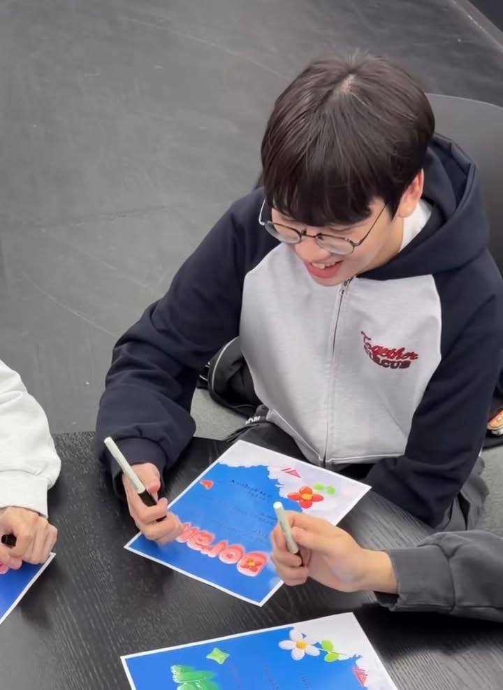 Behind-the-scenes cut of Doran