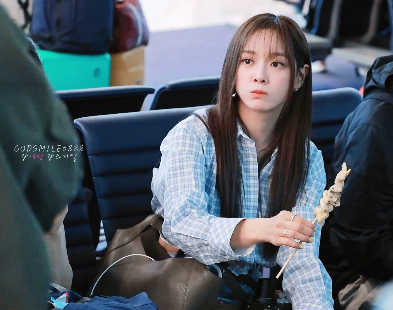A moment captured by a fan of Kim Sejeong