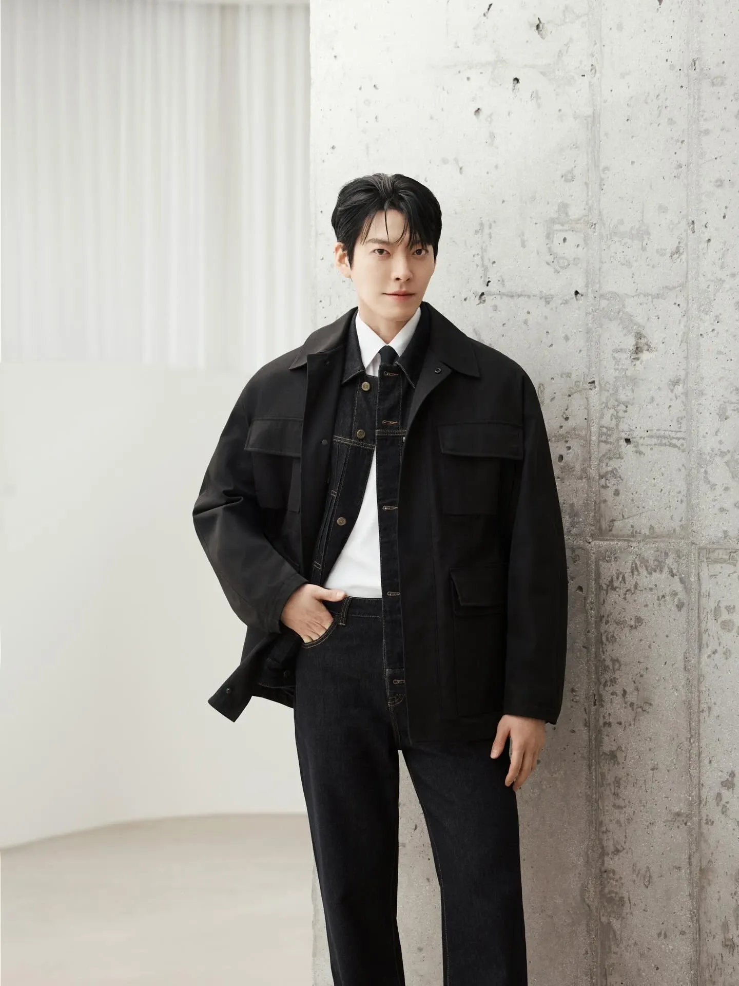 오늘 가장 핫한 셀럽 커뮤니티 피드