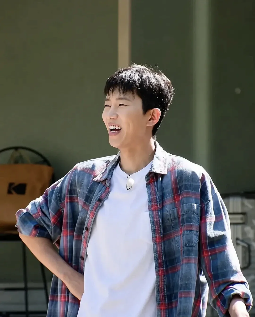 Cuplikan di balik layar dari Lim Youngwoong