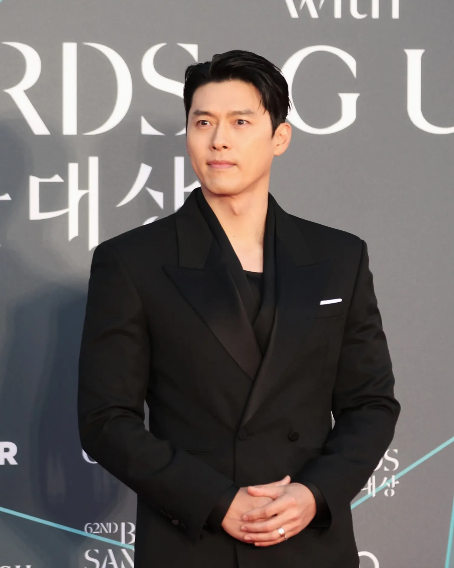 A moment captured by a fan of Hyun Bin
