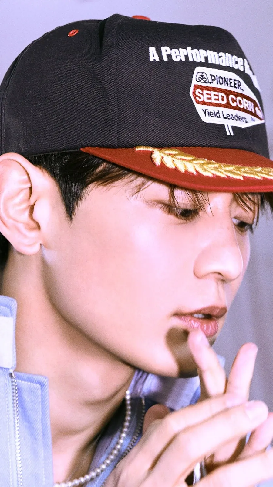 Today's popular wallpaper in Choi Minho community