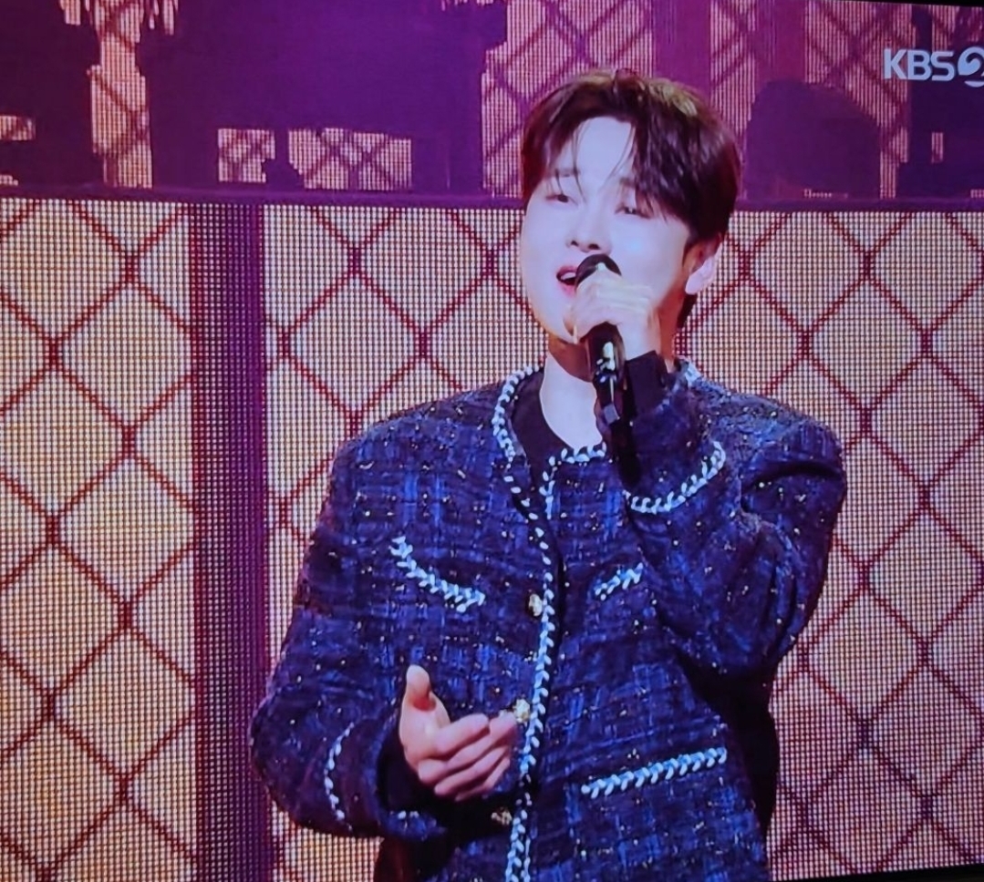 粉絲拍下的朴瑞鎮瞬間