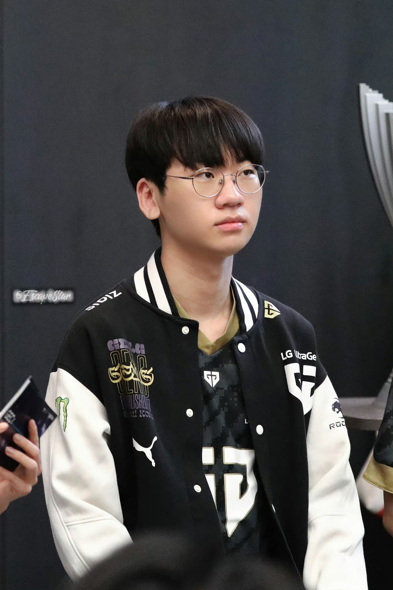 Behind-the-scenes cut of Doran