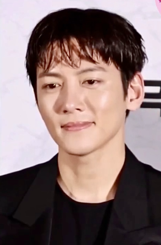 池昌旭的最新照片