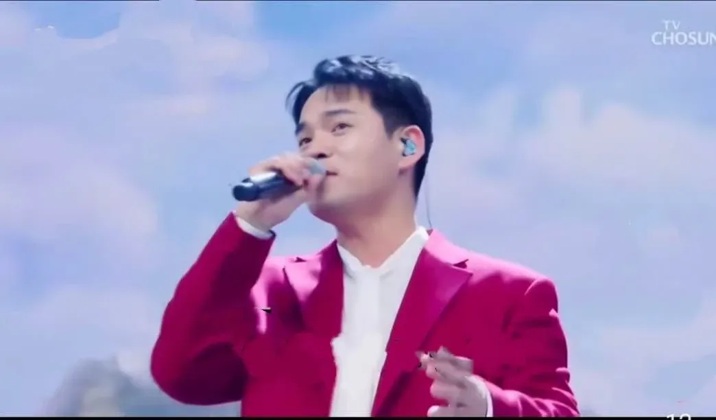 Behind-the-scenes cut of Cheonrokdam