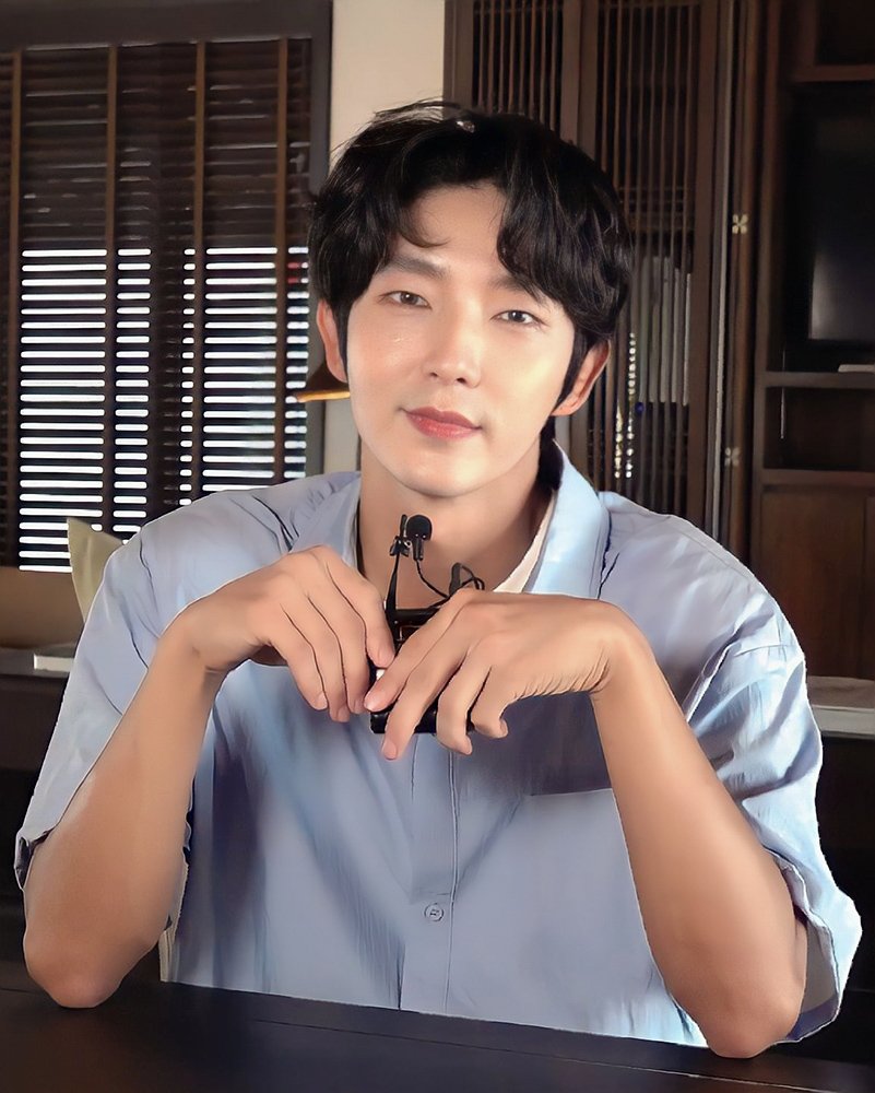 이준기 최근 활동샷