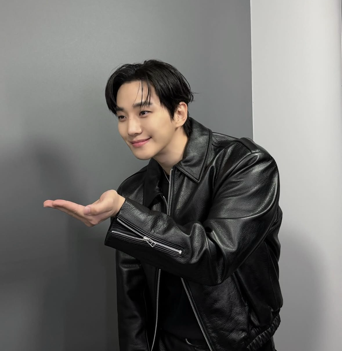 イ・ジュノの最新写真