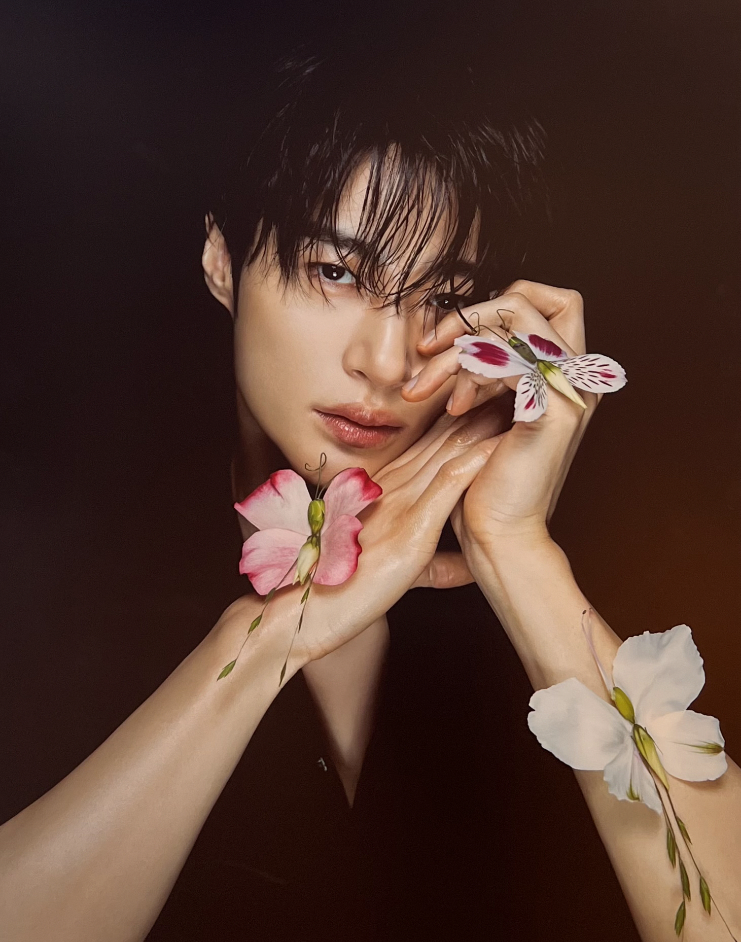 Recent activity shot of Byeon Wooseok