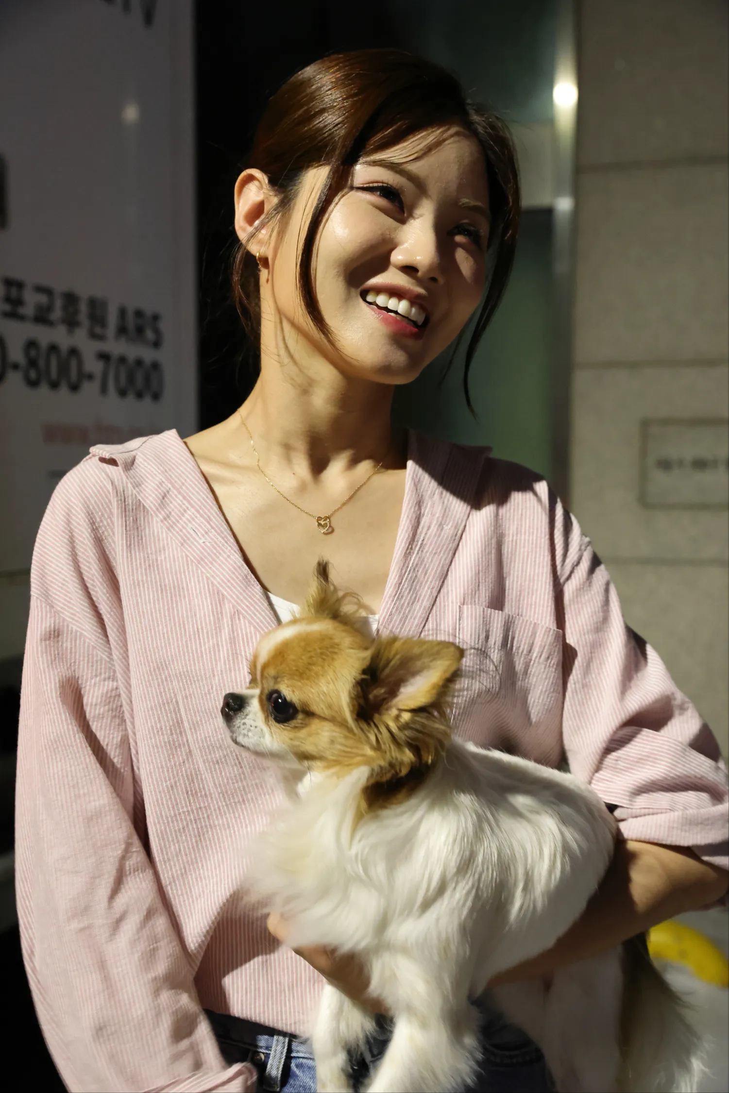 Behind-the-scenes cut of Bae Ahyeon