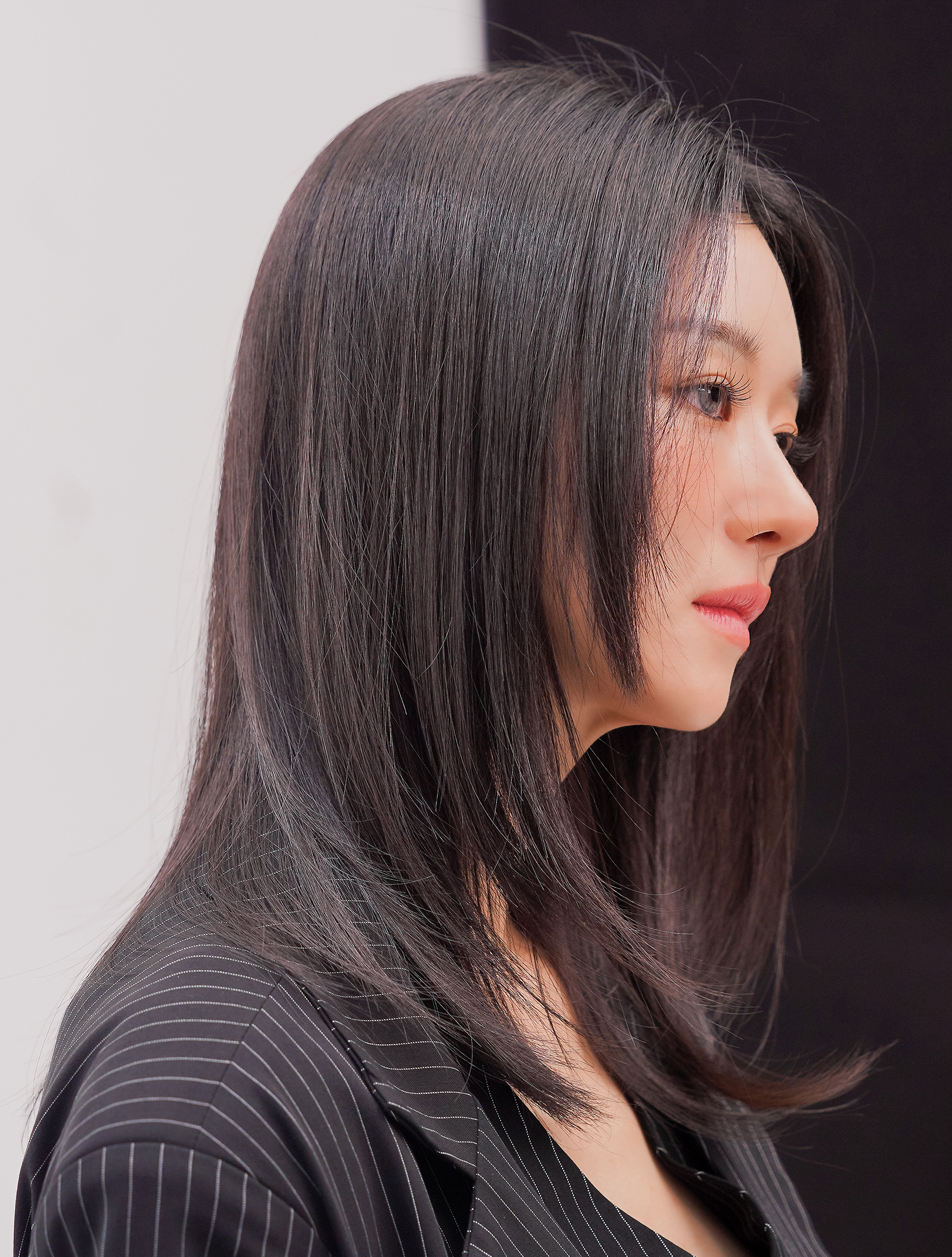 ソ・イェジのビハインドカット