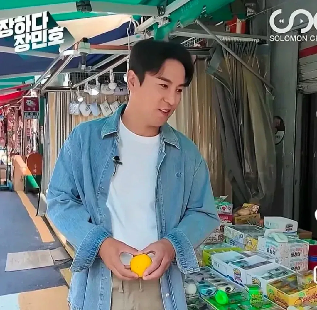 Momen yang diabadikan oleh penggemar Jang Minho