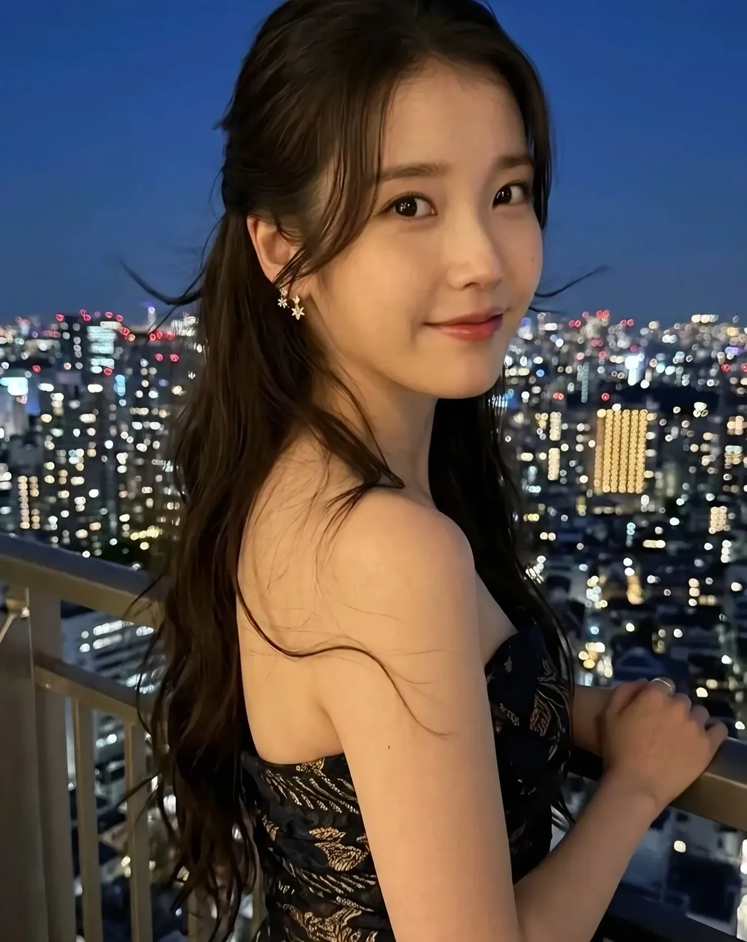 A moment captured by a fan of IU