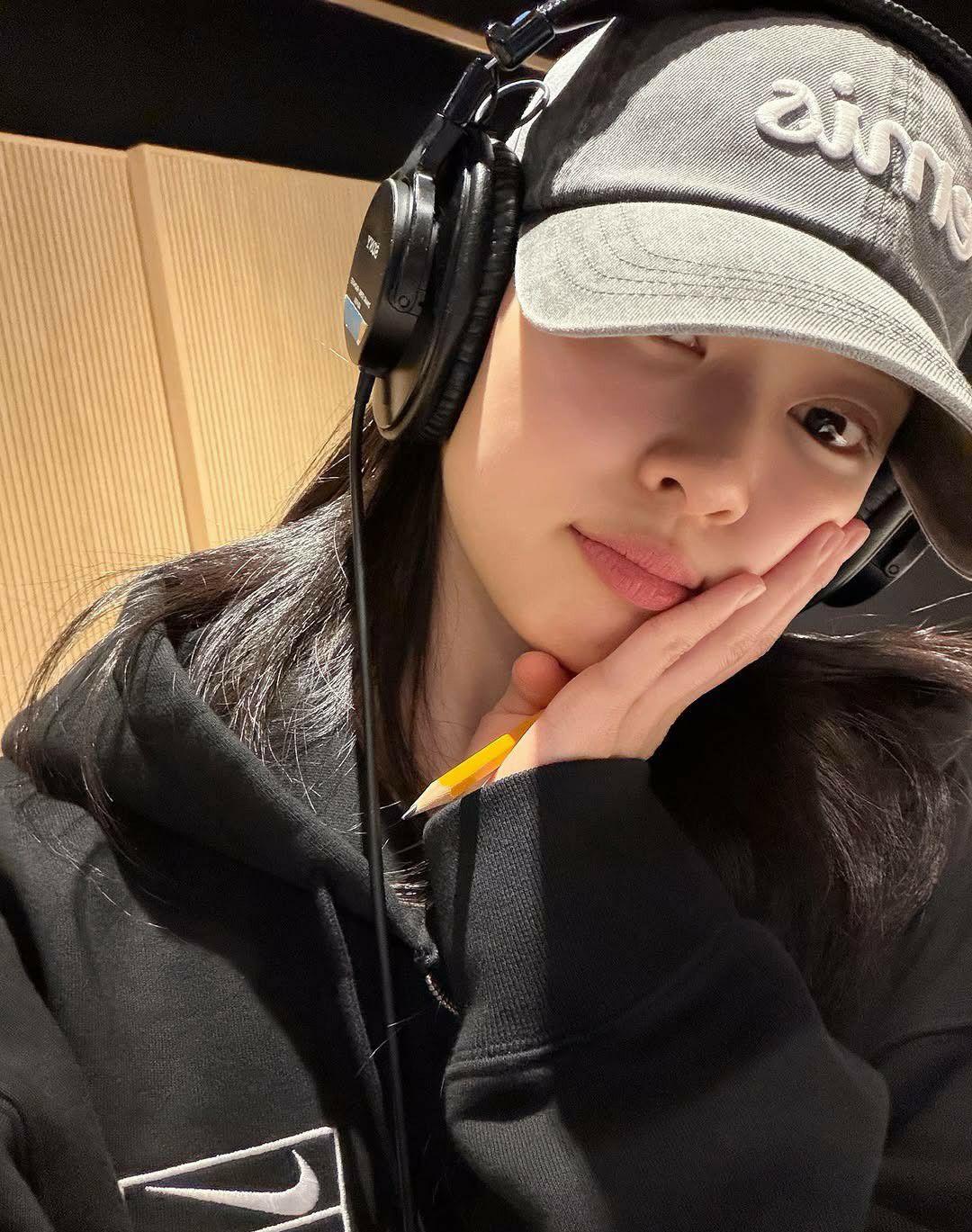 Recent activity shot of Kim Minju