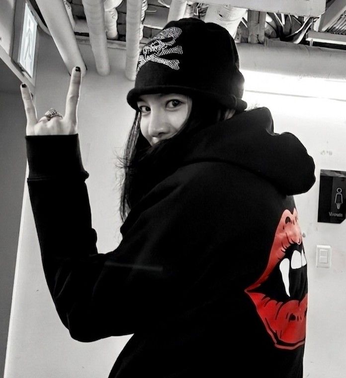 粉丝拍下的鲁敏宇瞬间