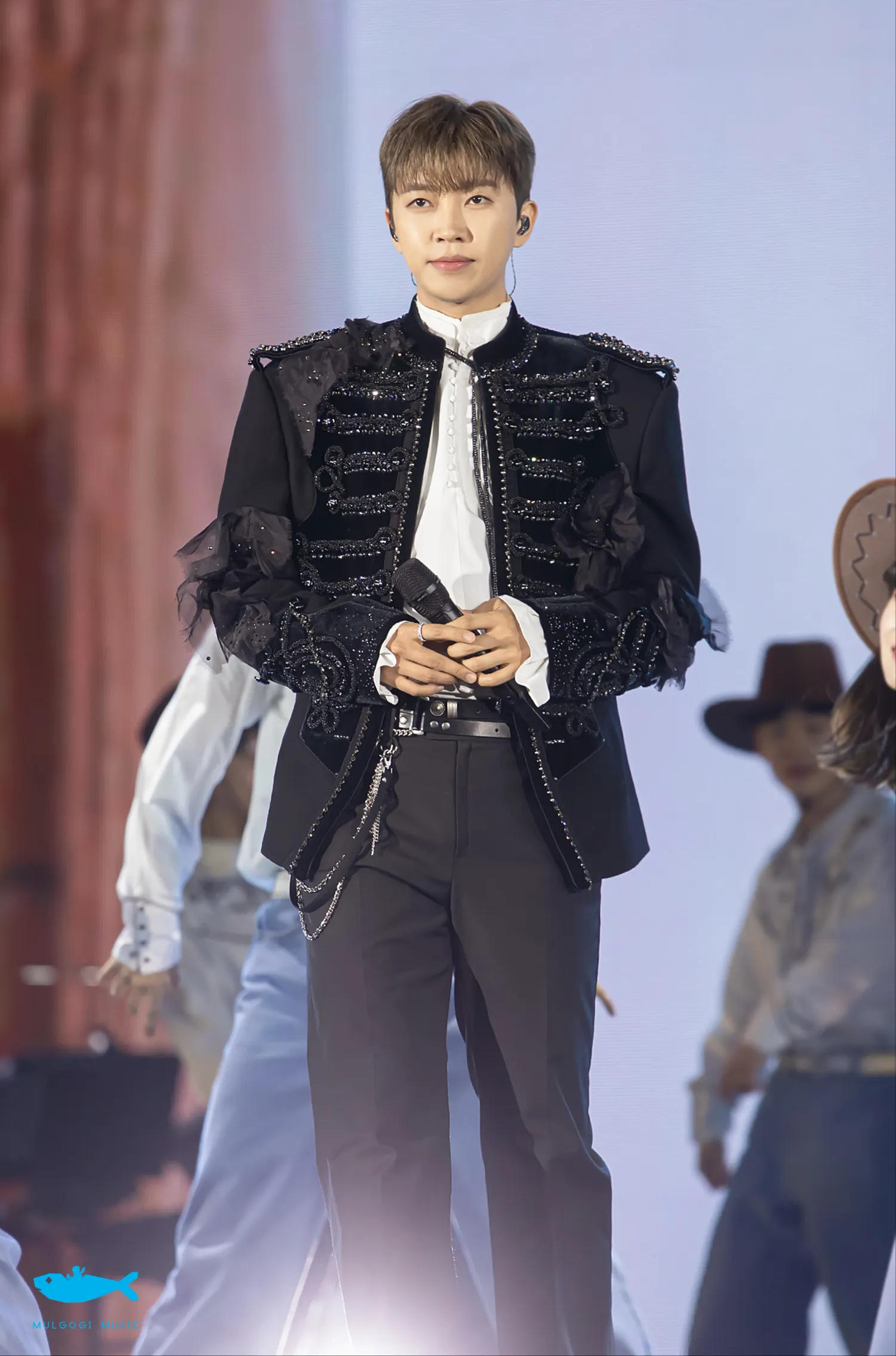 Cuplikan di balik layar dari Lim Youngwoong