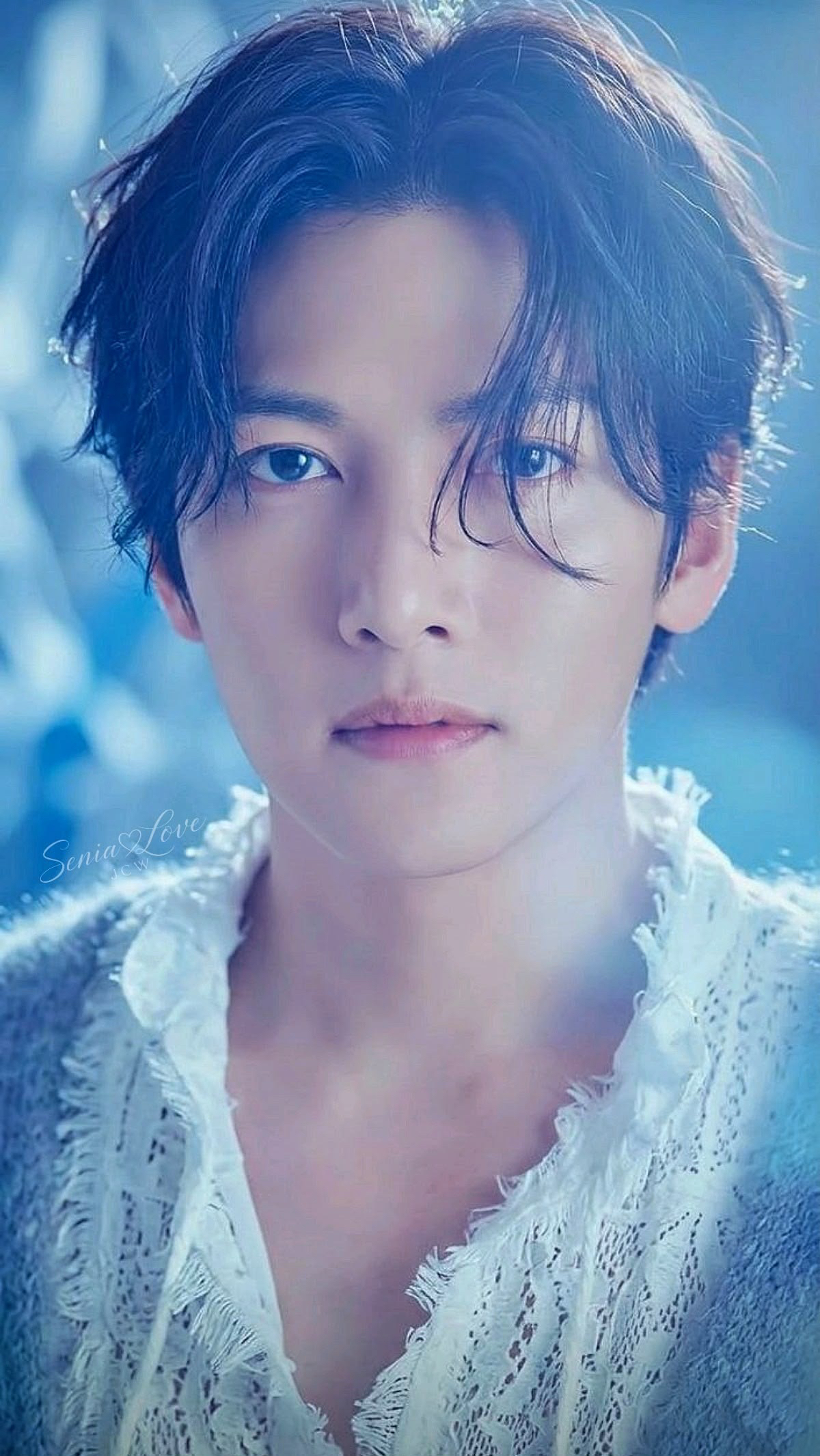 チ・チャンウクの最近の活動ショット