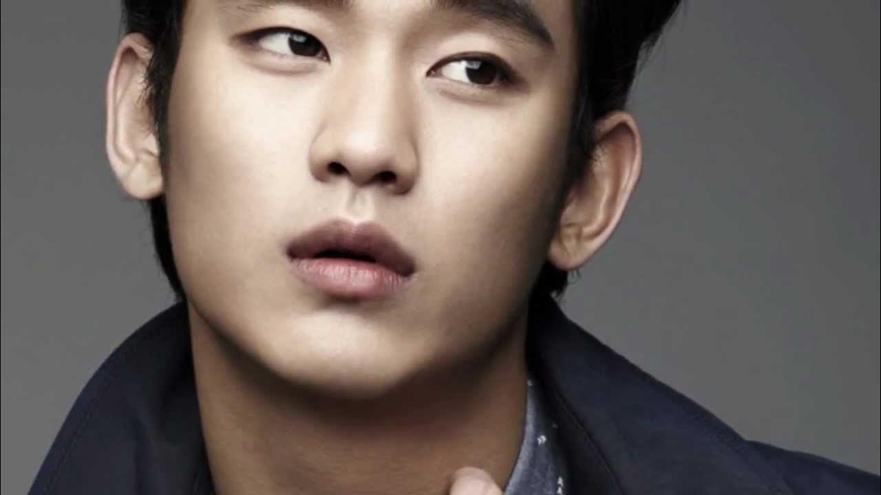 粉絲拍下的金秀賢瞬間