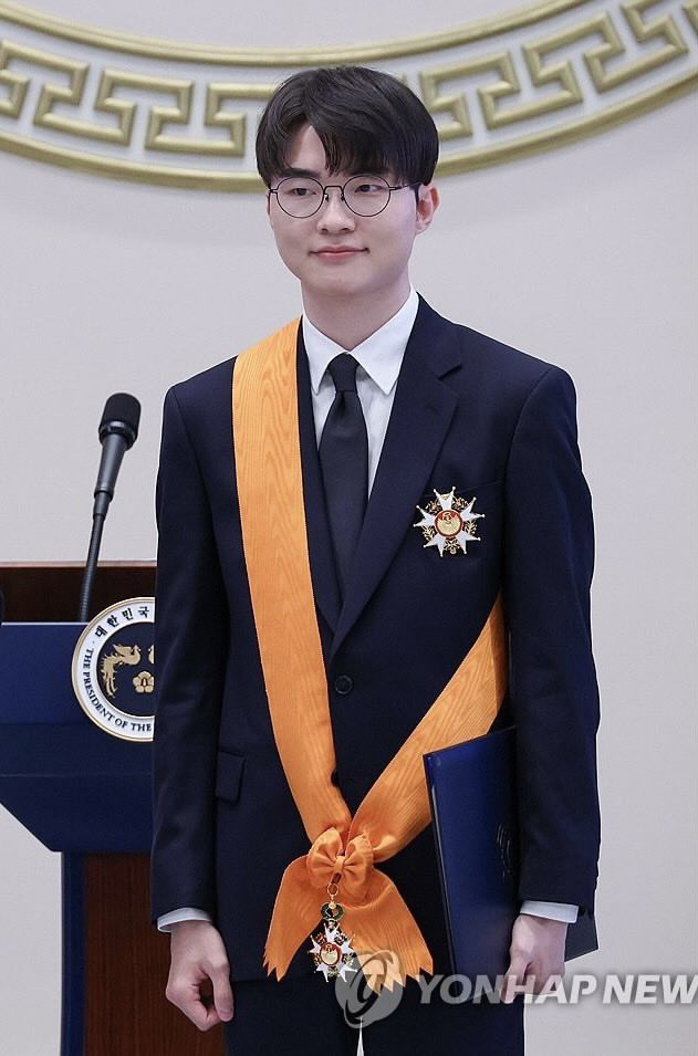 Latest photo of Faker